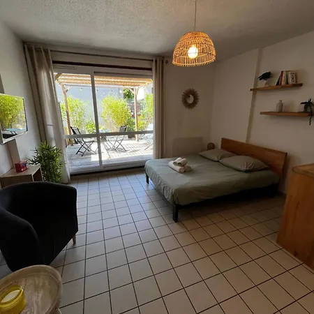 Lumineux Avec Grande Terrasse البيتفيل